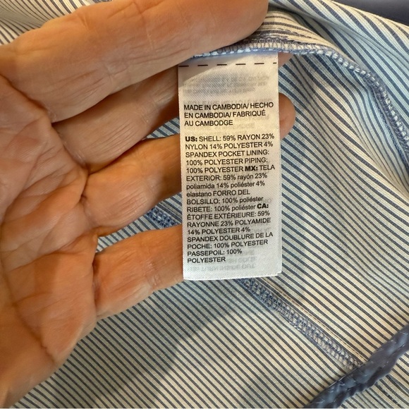 Chico's Snap Button Jacket Blue & White Pin Stripe Blazer Size 12-14 (Chico’s 2) - Picture 12 of 16